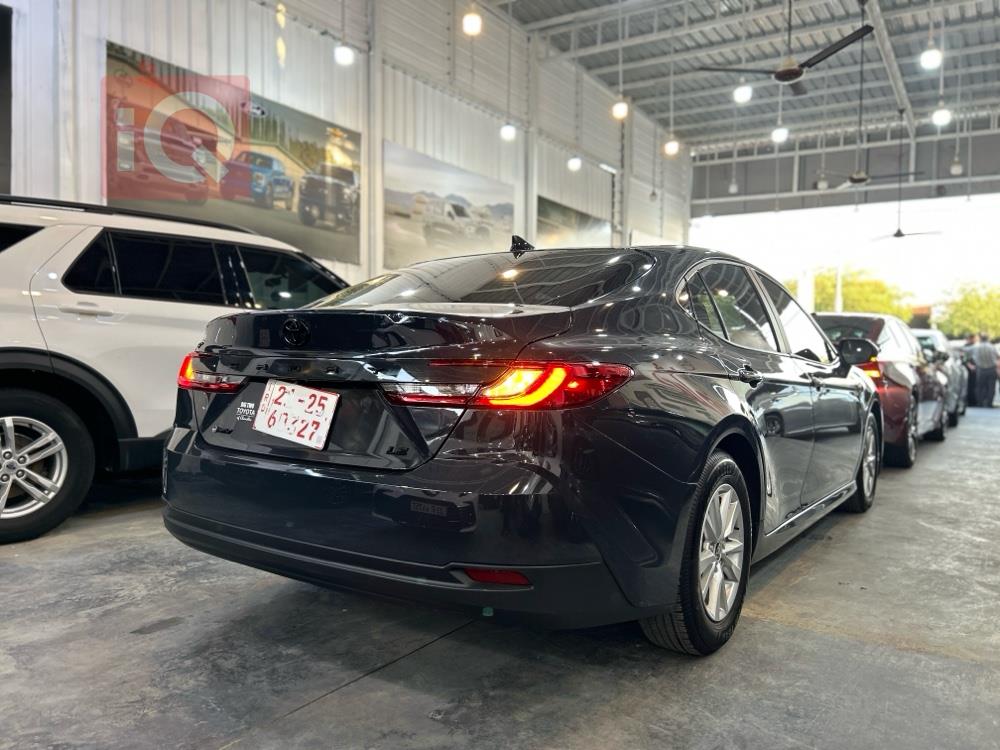 تۆیۆتا کامری